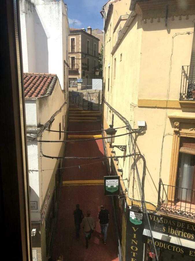 Sc Victoria II Apartment Caceres Bagian luar foto
